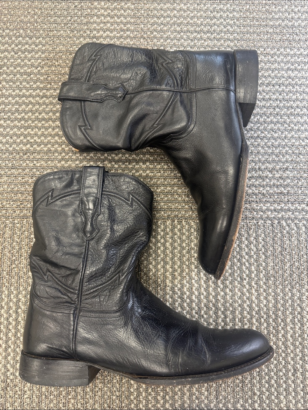 Cuero Men’s Black Leather Handmade Western Boots, size 11